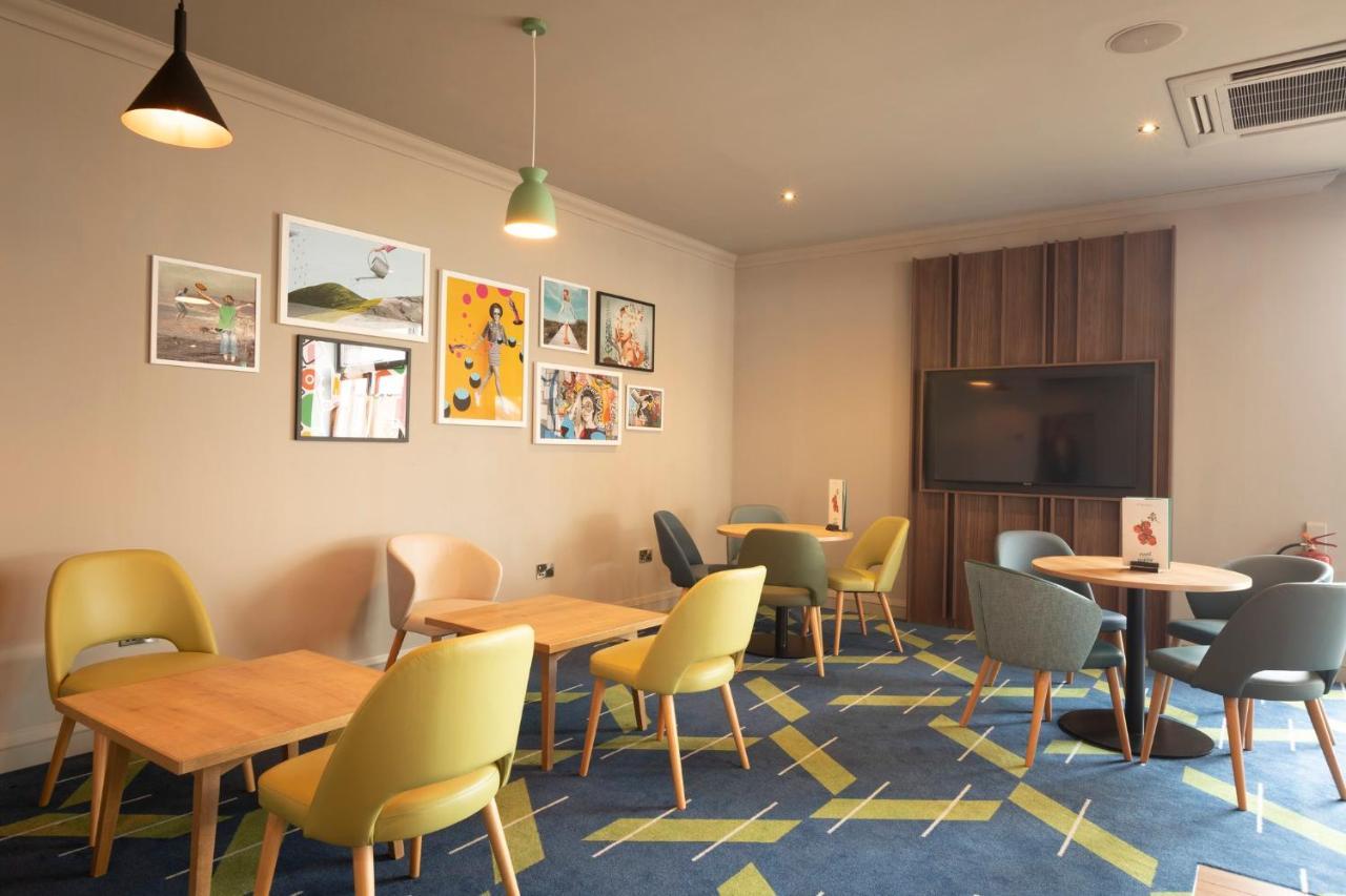 Holiday Inn Basildon By Ihg Экстерьер фото
